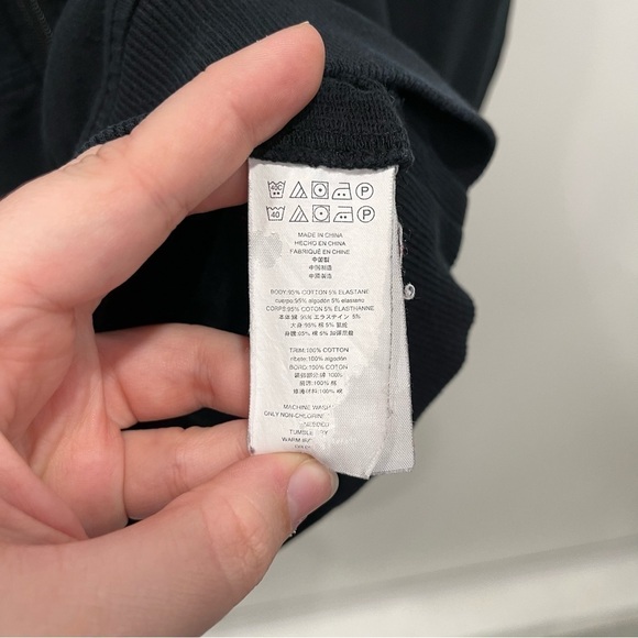 Michael Kors Men’s Full Zip Black Sweater Large - Picture 9 of 9